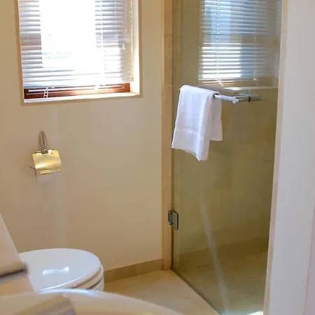 Beautiful, Spacious 4 Bedroom Galata - Private Pool And Sea Views *
