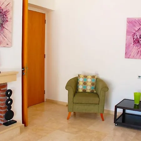 Beautiful, Spacious 4 Bedroom Galata - Private Pool And Sea Views Villa Kouklia