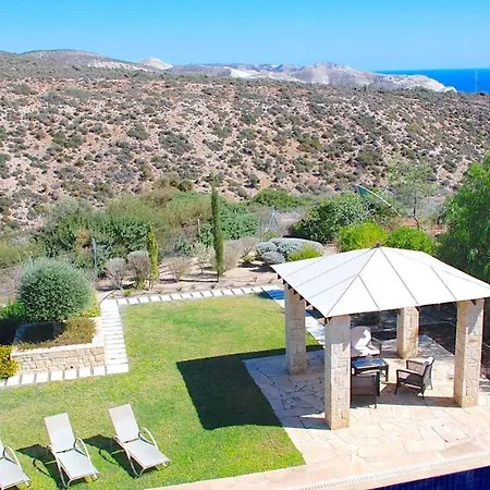 Beautiful, Spacious 4 Bedroom Galata - Private Pool And Sea Views *